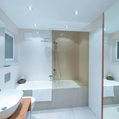 Modernes Josefiau Apartment *